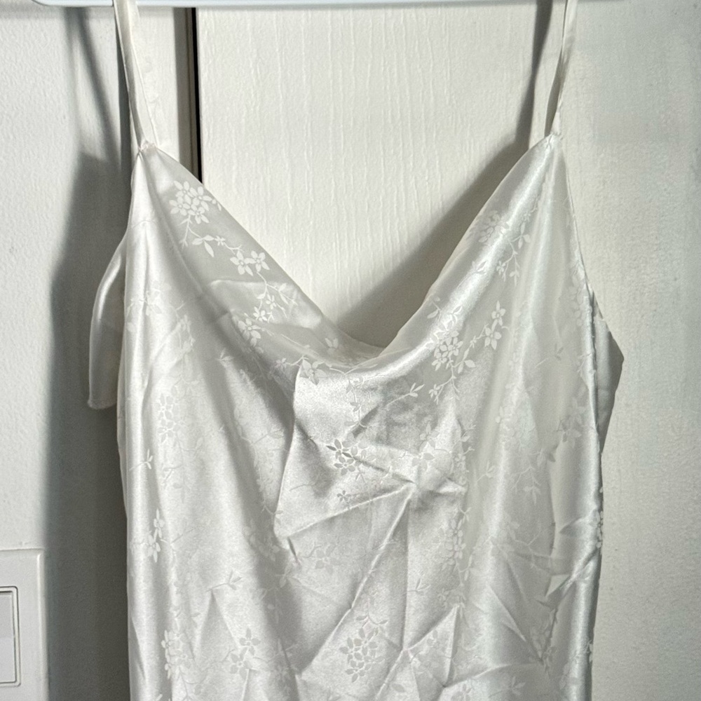 Elegant White Midi Dress